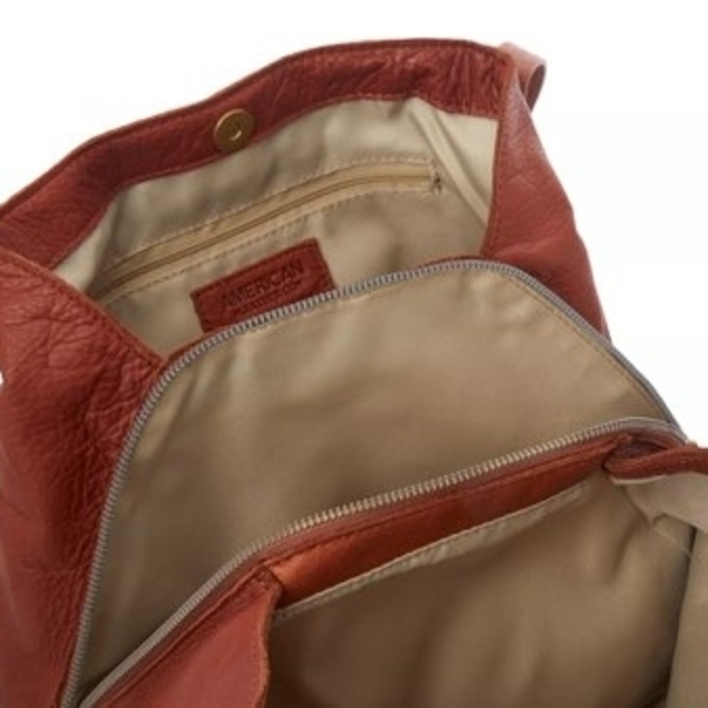 Chic Tan Leather Shoulder Bag - Picture 4 of 13